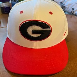 University of Georgia Bulldogs Nike Baseball Hat. Size 7 3/8 worn once